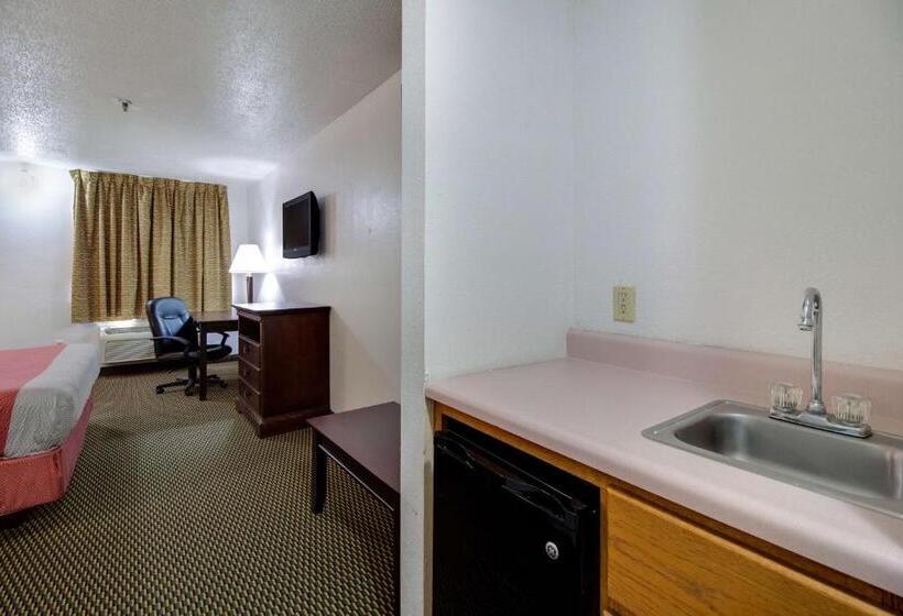 חדר דלוקס לארבעה, Motel 6 Marion, Il