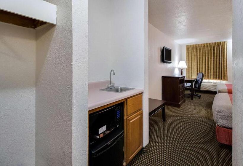 חדר דלוקס לארבעה, Motel 6 Marion, Il