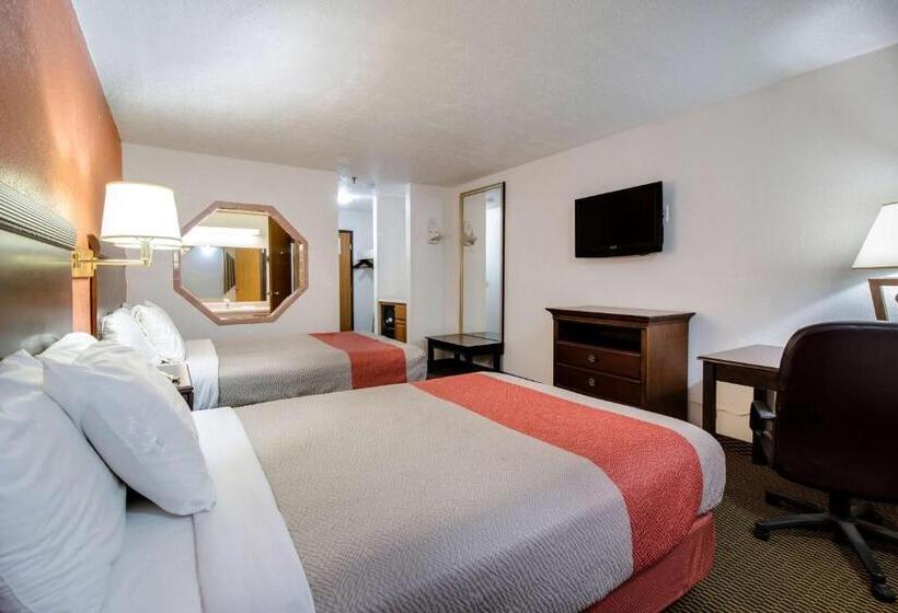 חדר דלוקס לארבעה, Motel 6 Marion, Il