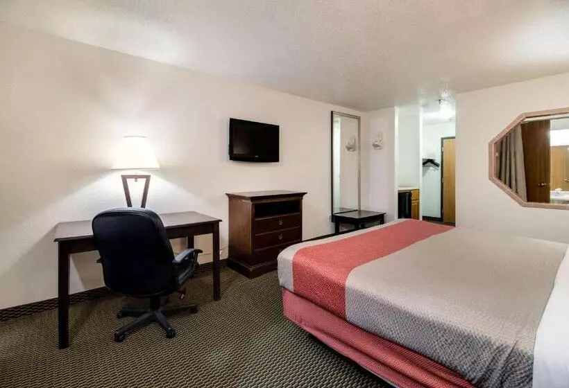 キングサイズベッドのデラックスルーム, Motel 6 Marion, Il