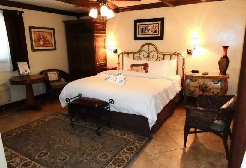 キングサイズベッドのスタンダードルーム, Tuscan Springs Hotel & Spa
