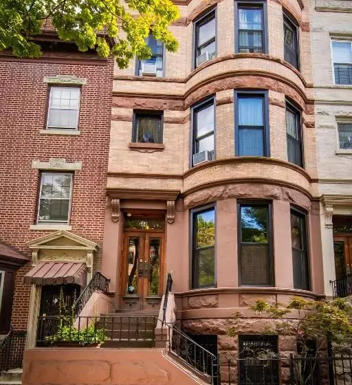 庭の見えるジュニアスイート, Lefferts Gardens Residence