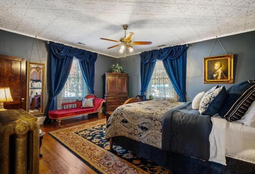 Номер Deluxe, The Inn On Front Street