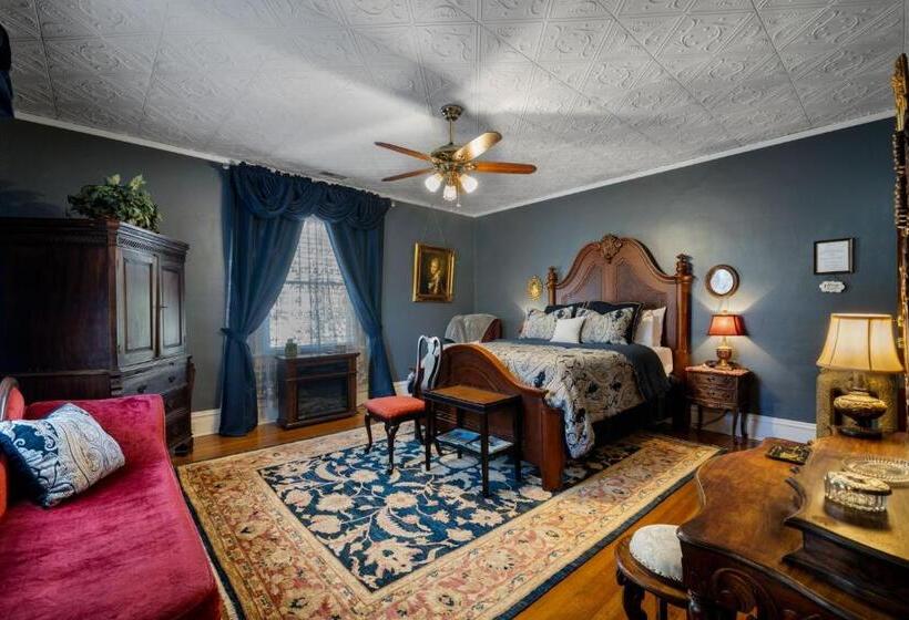 Номер Deluxe, The Inn On Front Street