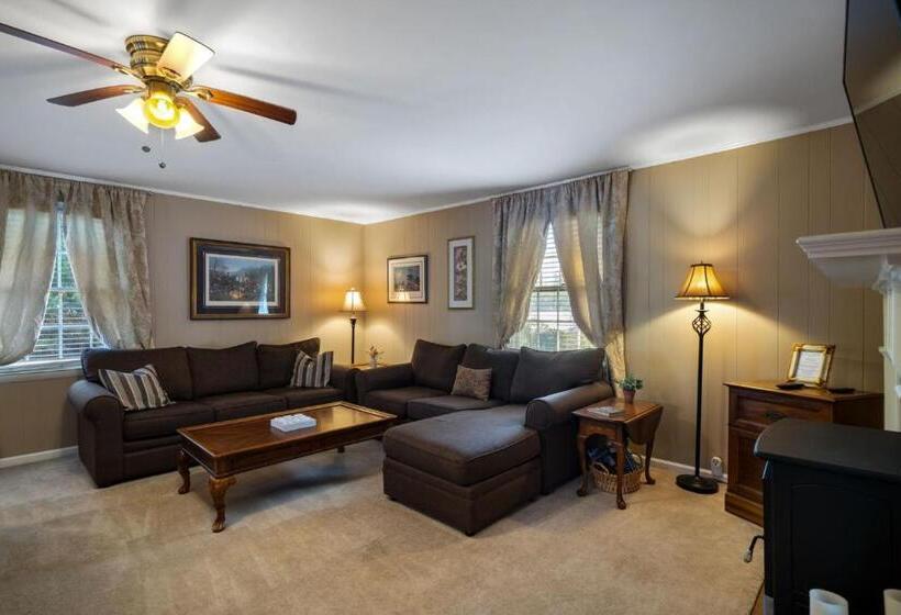 Дом 2 Спальни, The Inn On Front Street