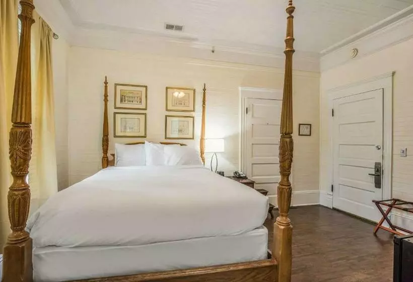 Standard-huone, Coombs Inn & Suites