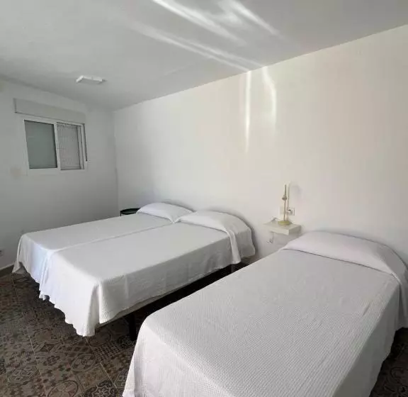 استودیوی استاندارد, Hospederia Almundo By Alexandra Realty