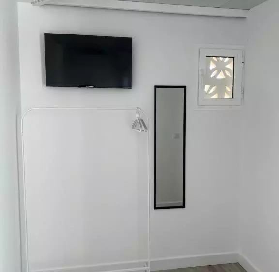اتاق استاندارد یک نفره, Hospederia Almundo By Alexandra Realty