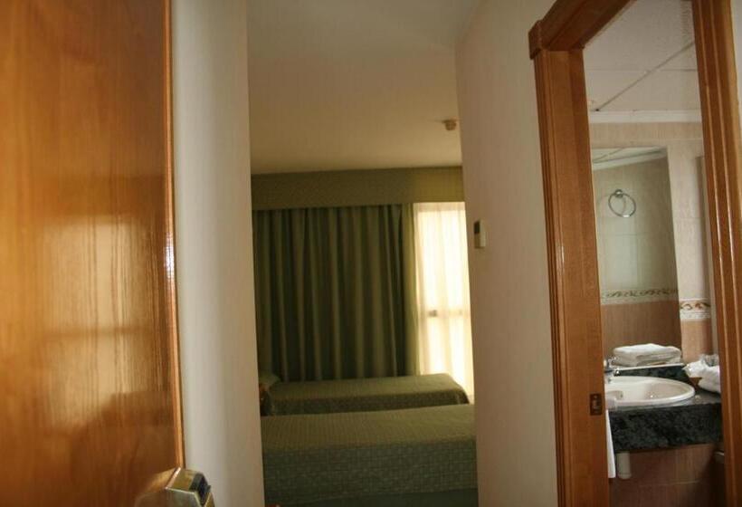 스탠다드 트리플 룸, Austria 76