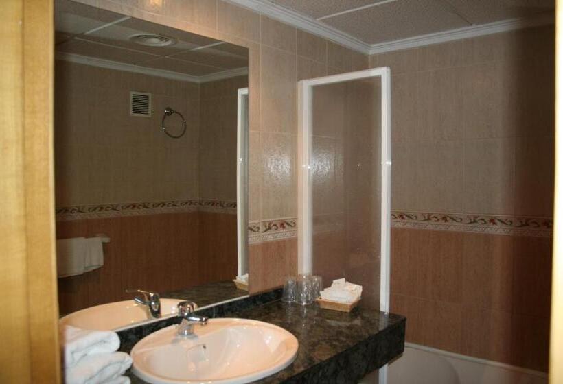 스탠다드 트리플 룸, Austria 76