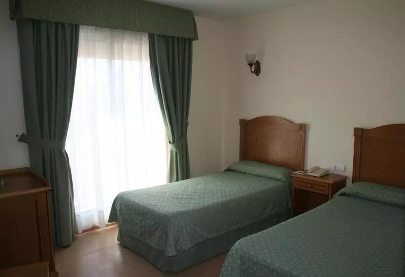 اتاق کلاسیک, Austria 76