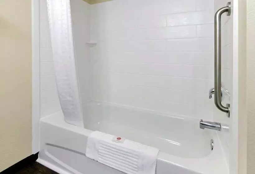Sviitti Liikuntarajoitteisille, Comfort Suites Abingdon I81