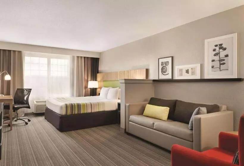 身障者適用キングサイズベッドルーム, Country Inn & Suites By Radisson, Green Bay East, Wi