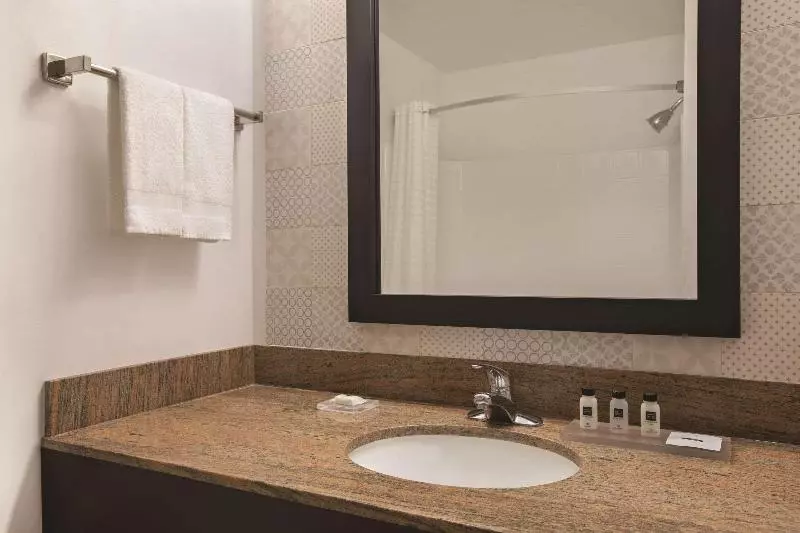 اتاق استاندارد با تخت بزرگ, Country Inn & Suites By Radisson, Hagerstown, Md