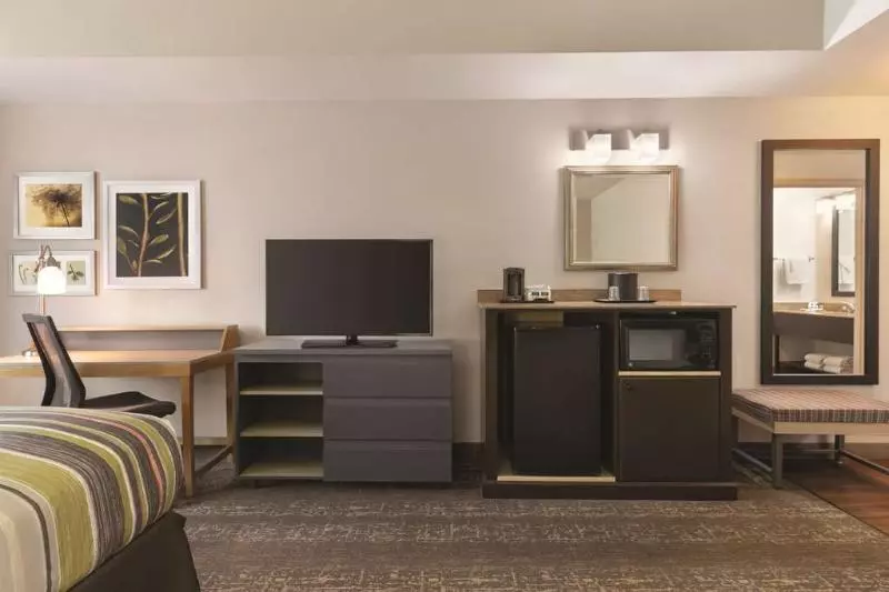 اتاق استاندارد با تخت بزرگ برای معلولان, Country Inn & Suites By Radisson, Hagerstown, Md
