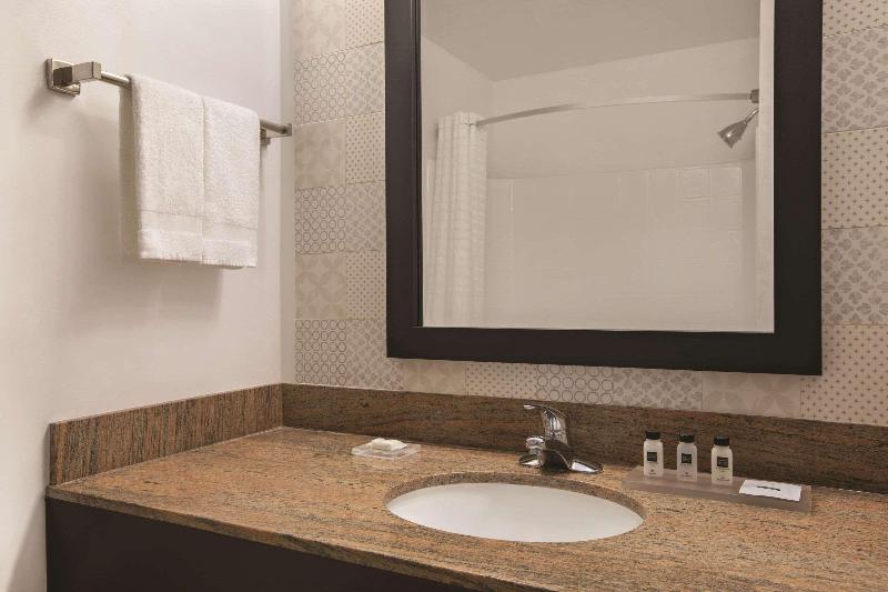 Люкс Кровать Кинг, Country Inn & Suites By Radisson, Hagerstown, Md