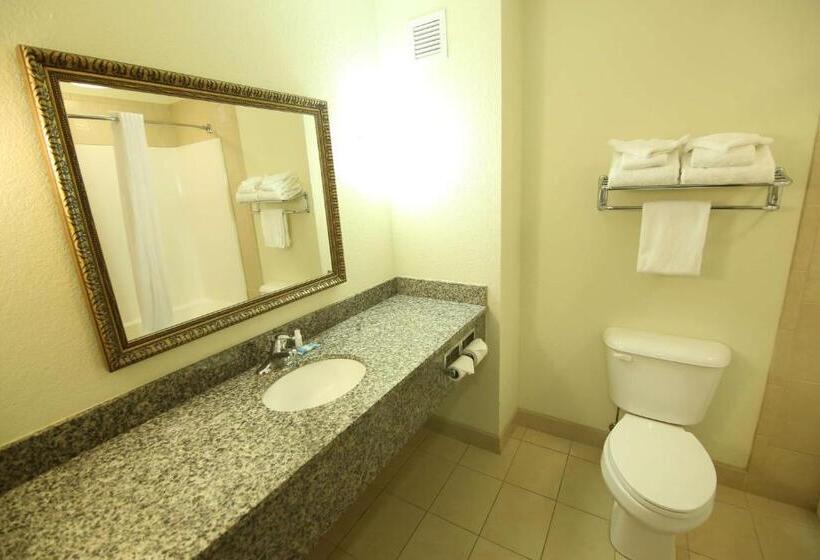 Люкс Кровать Кинг, Crown Pointe Lodge; Bw Signature Collection