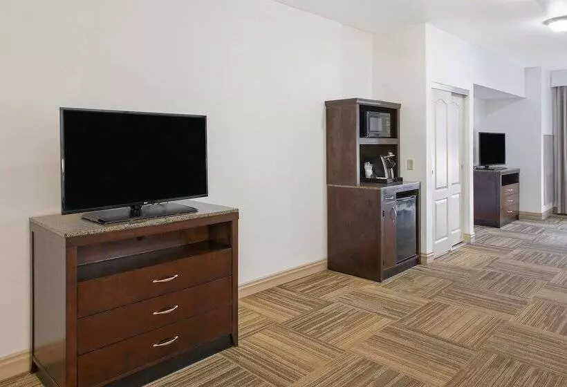 スイート, Hilton Garden Inn Jonesboro