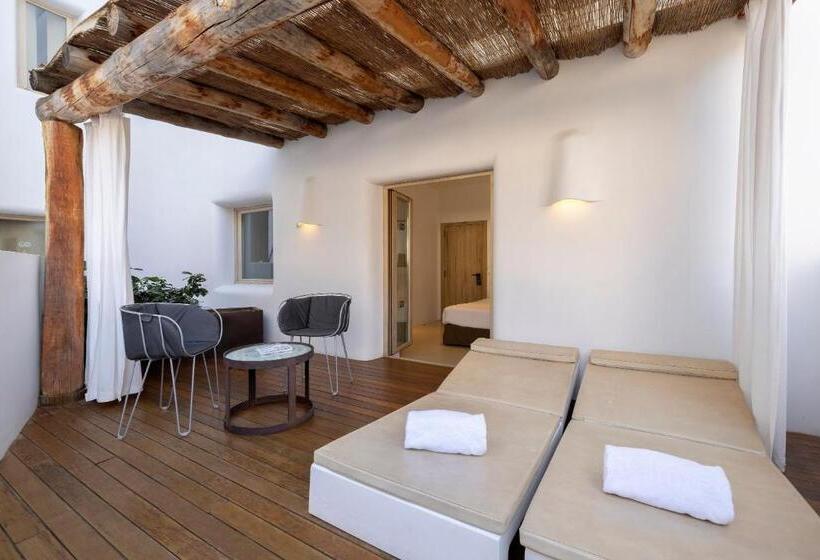 高级大房间, Hm Balanguera