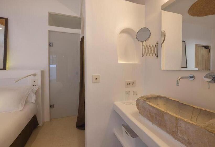 高级大房间, Hm Balanguera