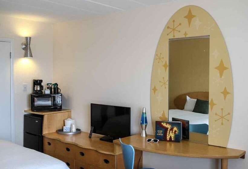Basic-huone, The Starlux