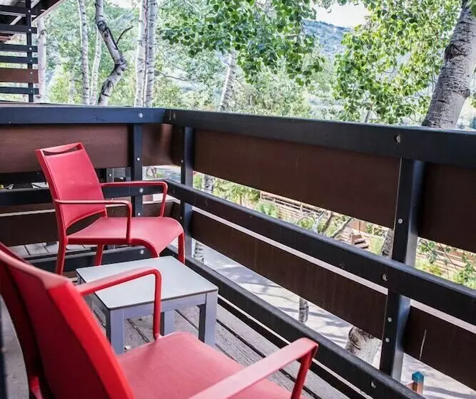 اتاق لوکس با بالکن, Wildwood Snowmass
