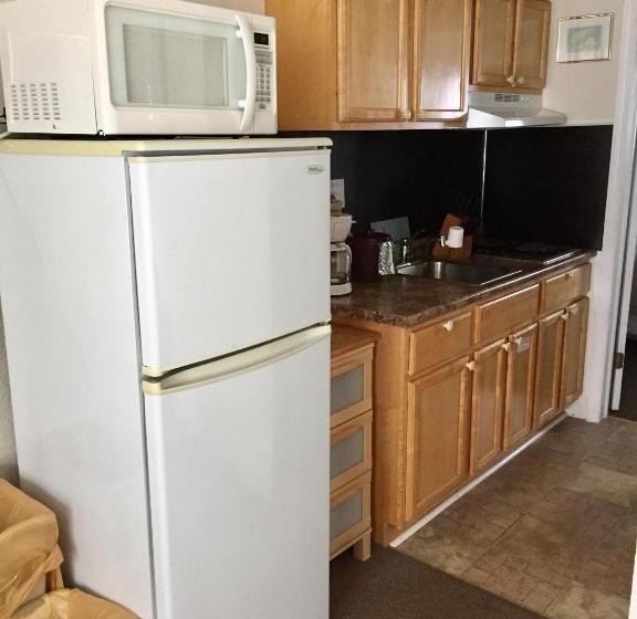 חדר סטודיו סטנדרד, Lollipop Motel