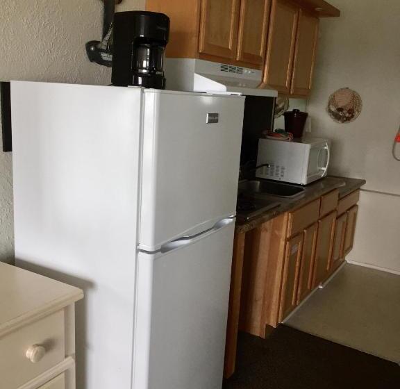 סטודיו סטנדרט נוף לים, Lollipop Motel