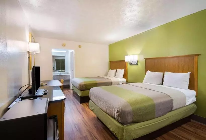 デラックスの4人部屋, Motel 6 Parkersburg, Wv