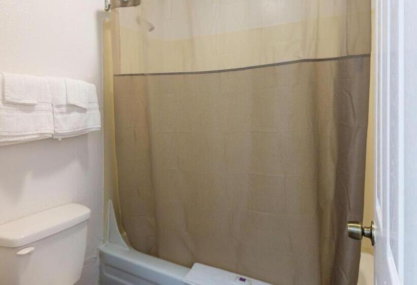 غرفة ديلوكس, Motel 6 Parkersburg, Wv