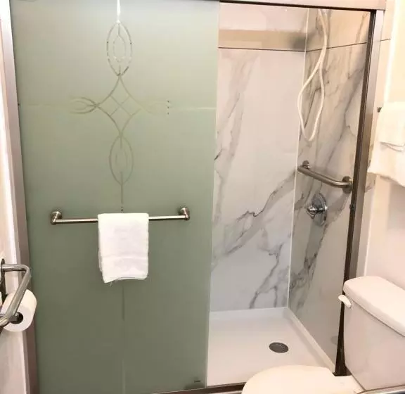 スタンダード4人部屋, Motel 6 Parkersburg, Wv