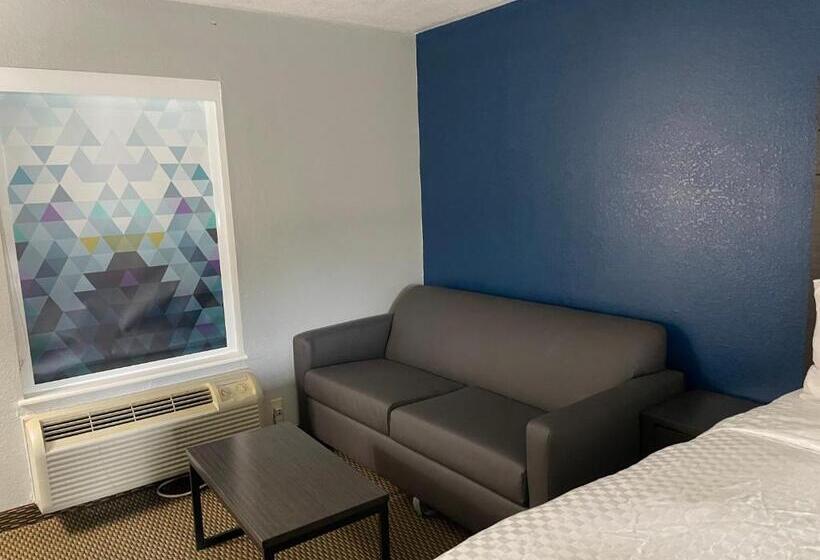 Люкс Кровать Кинг, Clairmont Inn & Suites   Warren