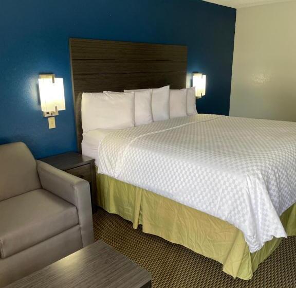 스위트 킹사이즈 침대, Clairmont Inn & Suites Warren