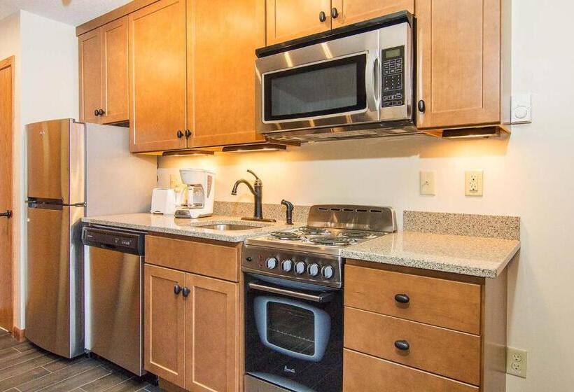 디럭스 스튜디오, Caribou Highlands Lodge