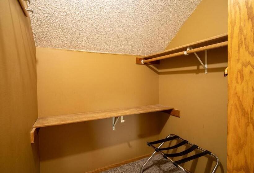 침실 3개 주택, Caribou Highlands Lodge