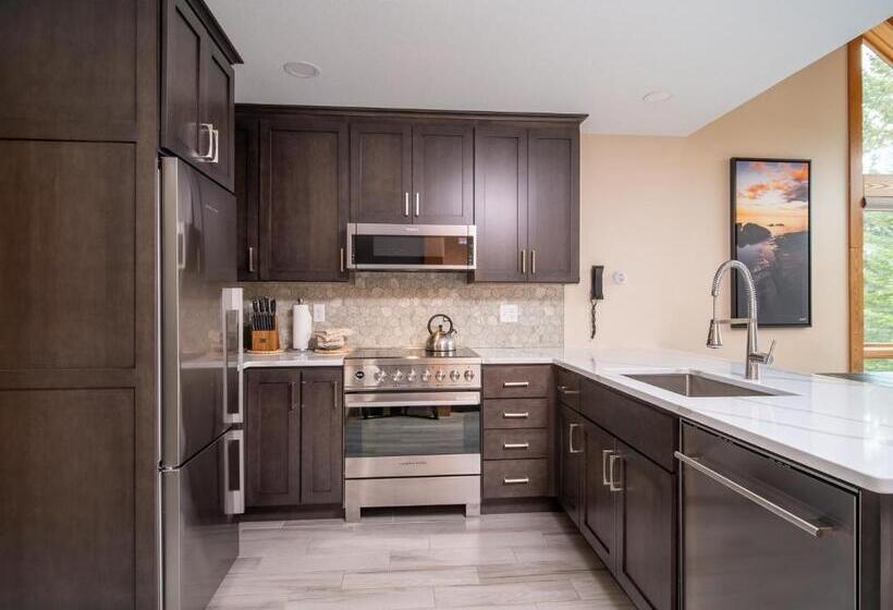 침실 3개 주택, Caribou Highlands Lodge