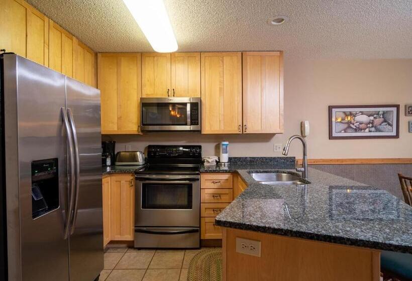 침실 4개 주택, Caribou Highlands Lodge