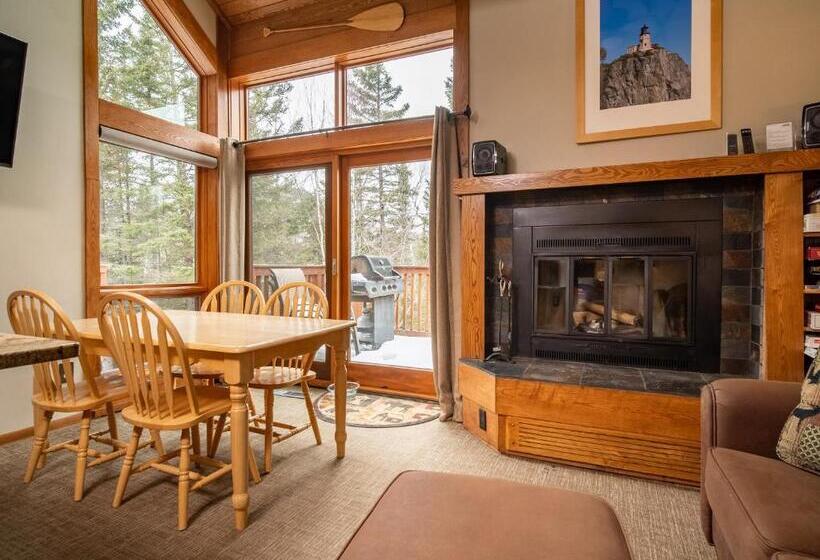 침실 2개 주택, Caribou Highlands Lodge