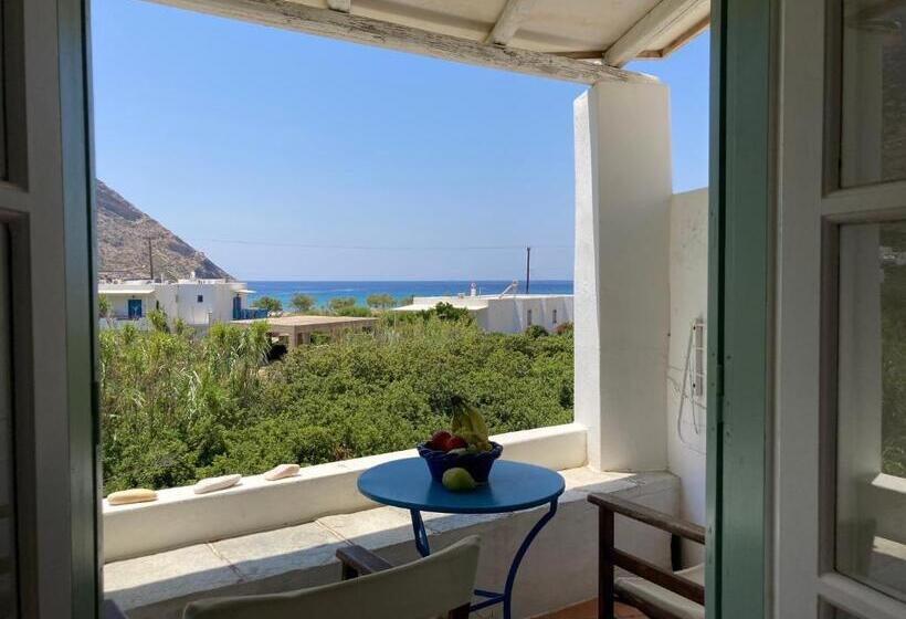 דירת חדר נוף לים, Alkyonis Villas