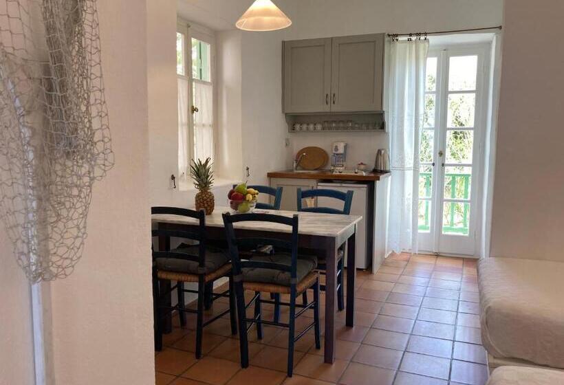 סטודיו סטנדרטי נוף לים, Alkyonis Villas