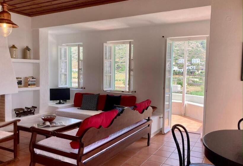 דירת חדר סופריור, Alkyonis Villas