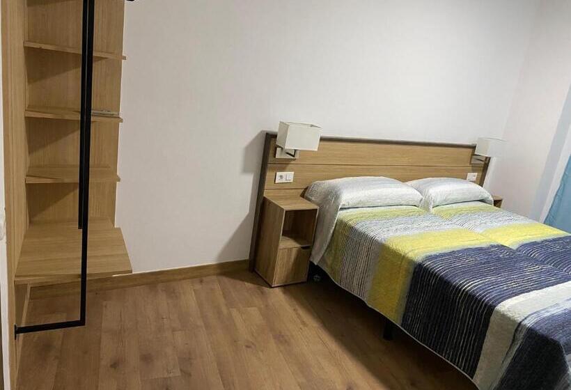 غرفة قياسية, La Escapada