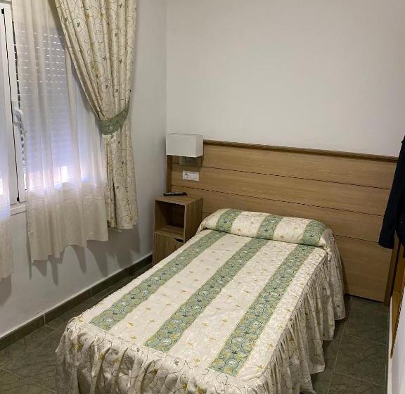 غرفة قياسية فردية, La Escapada