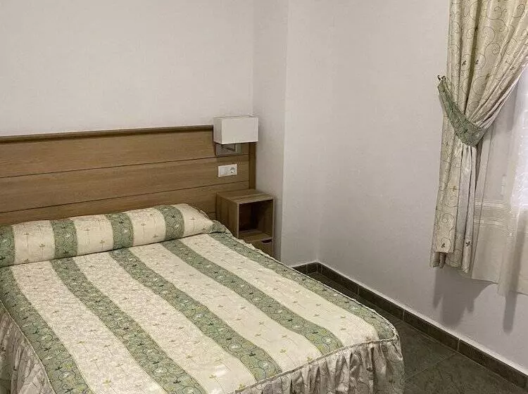 اتاق استاندارد یک نفره, La Escapada