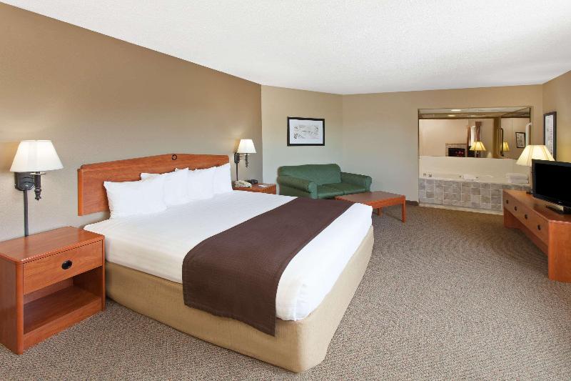 Люкс Superior, Americinn By Wyndham Greenville