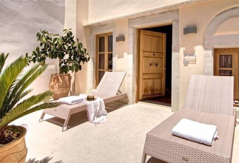 جناح جونيور, Bellagio Luxury Boutique