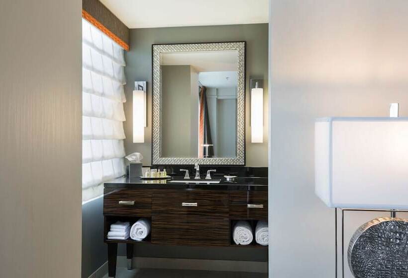 غرفة ديلوكس, Colcord Hotel Oklahoma City, Curio Collection By Hilton