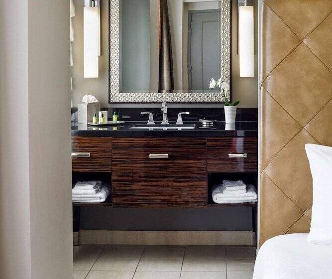 غرفة ديلوكس, Colcord Hotel Oklahoma City, Curio Collection By Hilton