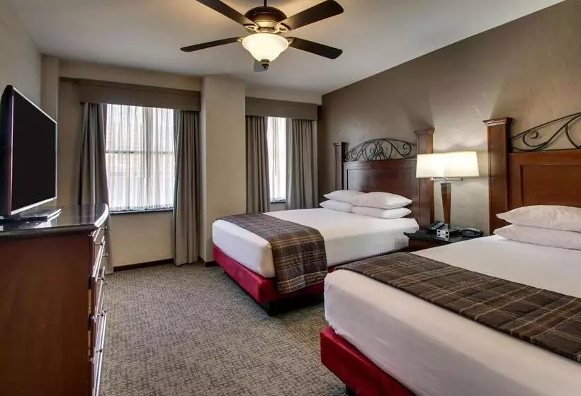 エクゼクティブスイート, Drury Plaza Hotel San Antonio Riverwalk