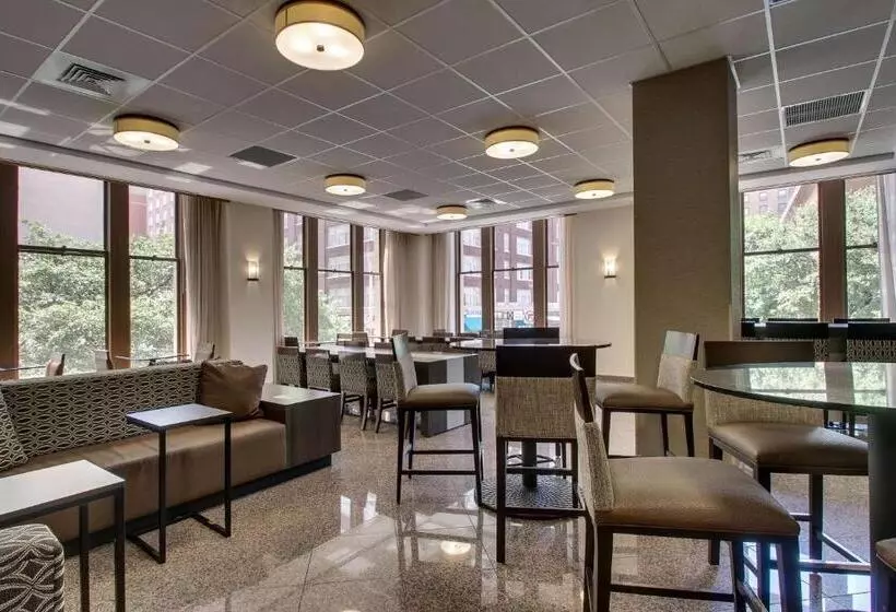 身障者適用スイートルーム, Drury Plaza Hotel San Antonio Riverwalk